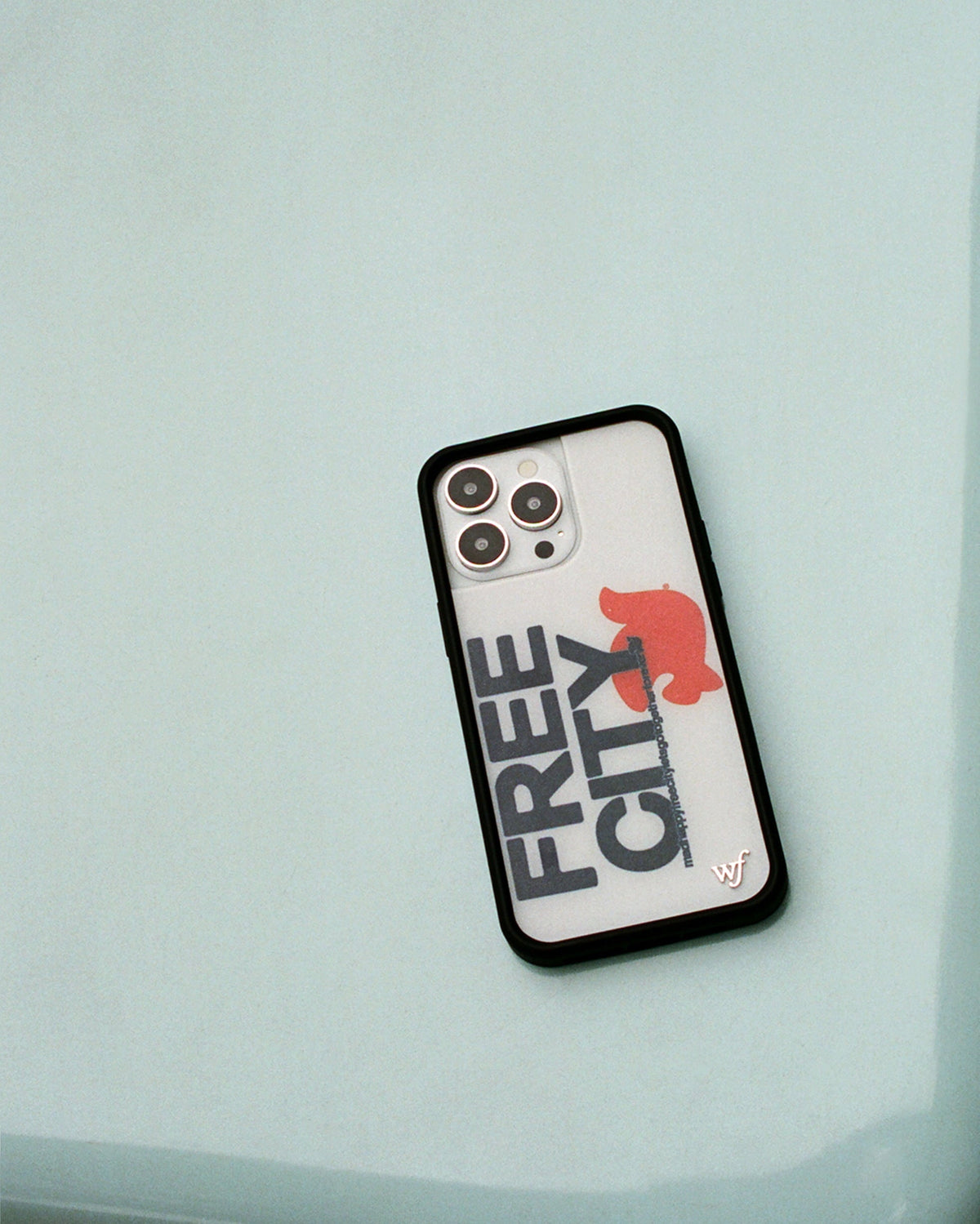 FREECITY Wildflower iPhone Case